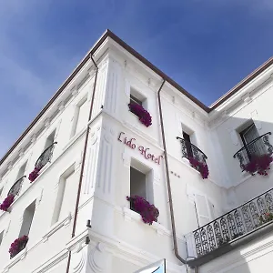 hotellátogatás